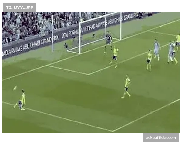 瓜迪奥拉曼城战术调整受关注 如何破解密集赛程成新课题